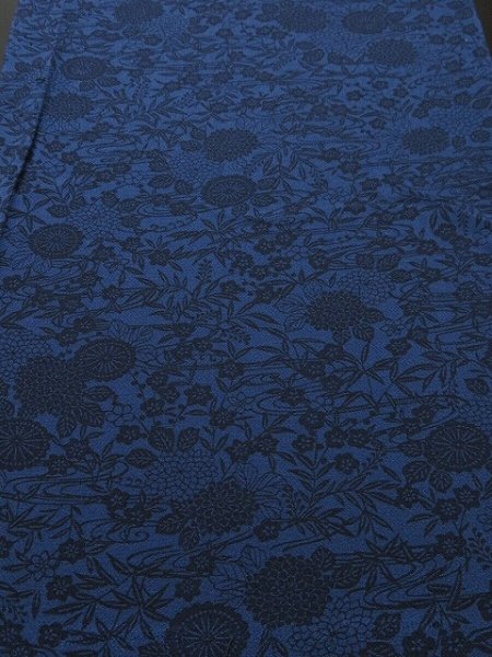 Photo1: 4B04z110 Japanese Kimono Crepe Silk  FABRIC Indigo Flowers 66.9" (1)