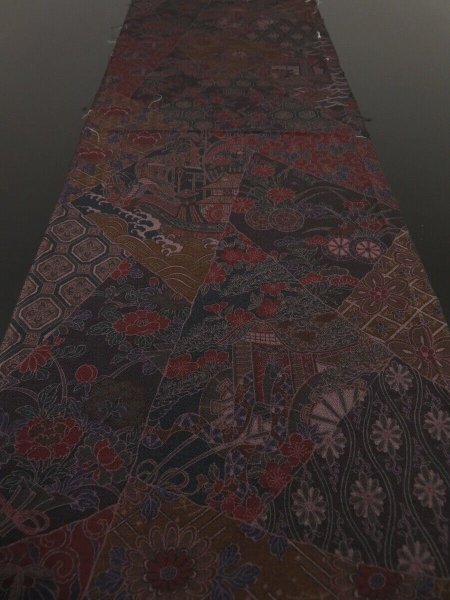 Photo4: 2S01z70 Japanese Kimono Crepe Silk  FABRIC Dark brown Flowers 41.7" (4)
