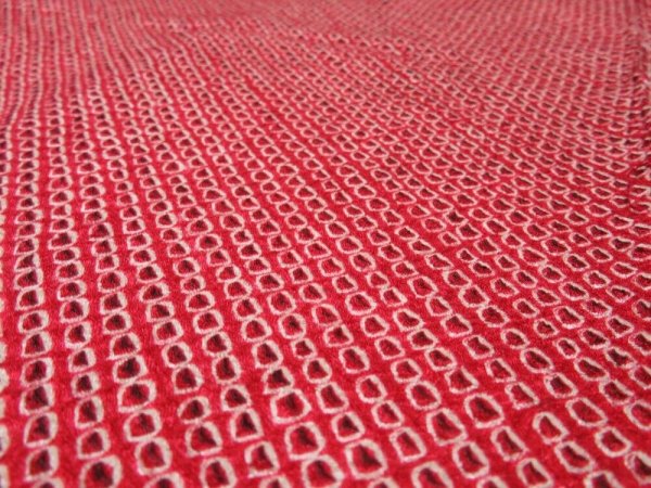 Photo3: 4K04z40  Japanese Kimono Silk  FABRIC Shibori dyeing Red 39.4x13.4 (3)