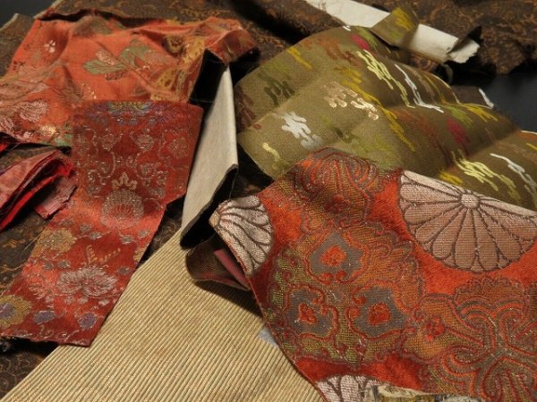 Photo3: ME01z200 Japanese Kimono Silk Antique Meiji era Kinran Fabric Scrap 100year old (3)