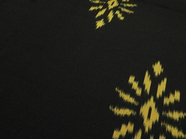 Photo3: 1N01z60 Vintage Japanese Kimono Silk  FABRIC Black Chrysanthemum 38.6" (3)