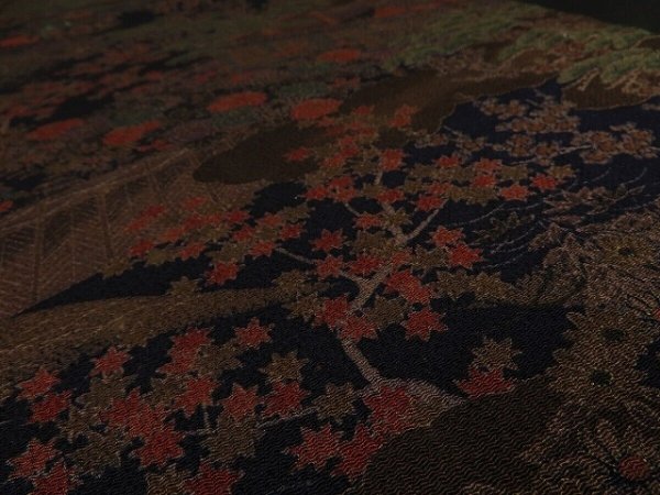 Photo3: 1J01z70 Japanese Kimono Crepe Silk  FABRIC Dark navy Palace garden 37.8" (3)