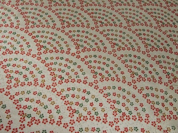 Photo2: 1S04z90 Japanese Kimono Silk  FABRIC Off-white Seigaiha, Flowers 64.6" (2)