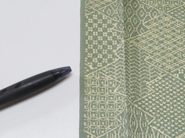 Photo5: 1G08z40  Japanese Kimono Silk  FABRIC Matsukawabishi Grass green 55.1x7.1 (5)