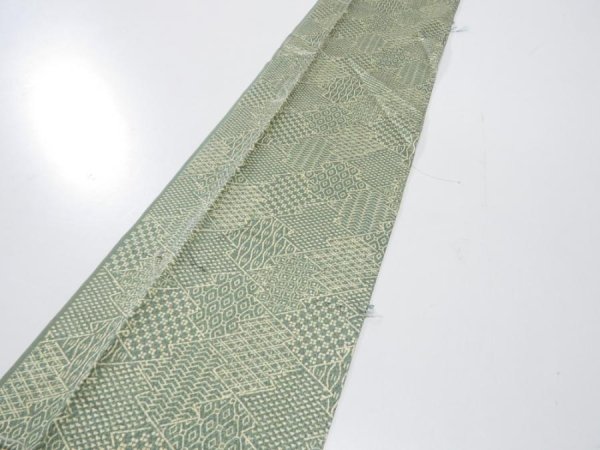 Photo3: 1G09z50  Japanese Kimono Silk  FABRIC Matsukawabishi Grass green 80.3x6.7 (3)