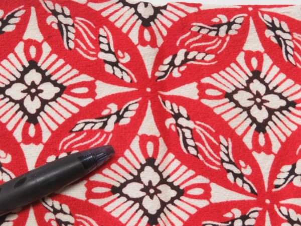 Photo8: 1G03z100  Japanese Kimono Silk  FABRIC Shippo Red 63.0x14.2 (8)