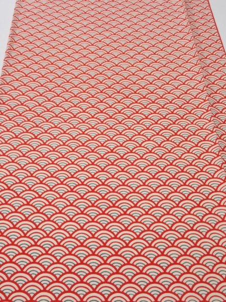Photo1: 1I05z90  Japanese Kimono Silk  FABRIC Seigaiha Off-white 63.0x13.8 (1)