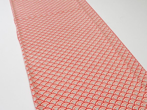 Photo3: 1I05z90  Japanese Kimono Silk  FABRIC Seigaiha Off-white 63.0x13.8 (3)