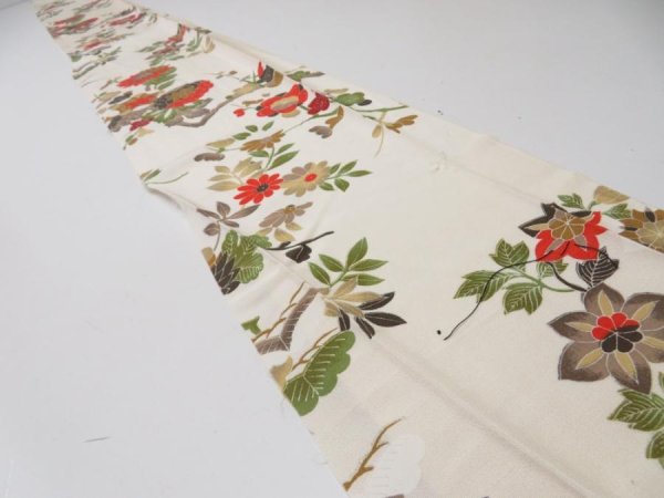 Photo1: 4G07z40  Japanese Kimono Silk  FABRIC Chrysanthemum Off-white 61.4x7.1 (1)