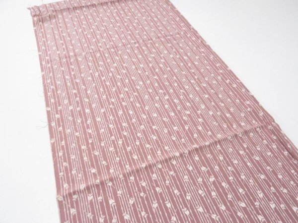 Photo3: 1K02z60  Japanese Kimono Silk  FABRIC Yabane Rosy brown 42.5x14.6 (3)