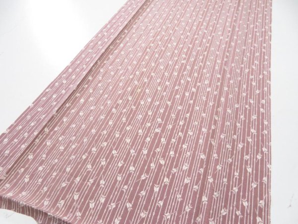 Photo2: 1K06z100  Japanese Kimono Silk  FABRIC Yabane Rosy brown 72.4x14.6 (2)