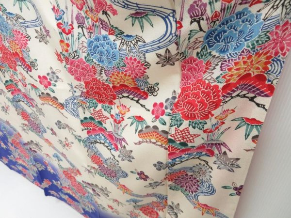 Photo4: 3217T12z1160  Japanese Kimono Crepe Silk FURISODE Kyo-Bingata (4)
