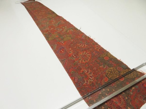 Photo6: 4A08z50  Japanese Kimono Crepe Silk  FABRIC Butterfly Red-Brown 55.1x6.7 (6)