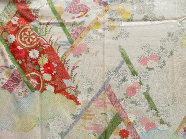 Photo8: 3611T02z980 Vintage Japanese Kimono Silk FURISODE Chrysanthemum Light peach (8)