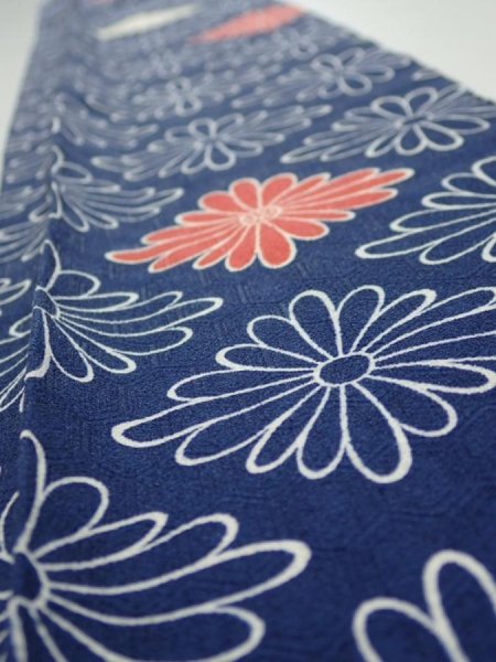 Photo4: 2T09z50  Japanese Kimono Silk  FABRIC Chrysanthemum Navy 77.2x6.3 (4)