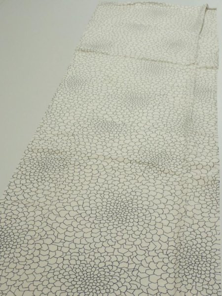 Photo3: 2T03z80  Japanese Kimono Silk  FABRIC Chrysanthemum Off-white 62.2x14.2 (3)