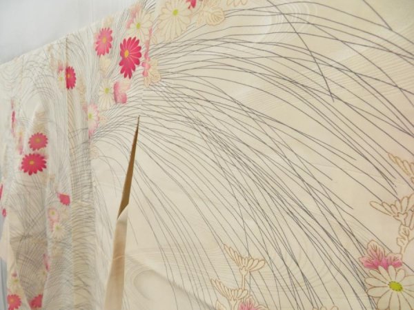 Photo2: 4214T09z740 Vintage Japanese Kimono Silk TSUKESAGE Chrysanthemum Off-white (2)