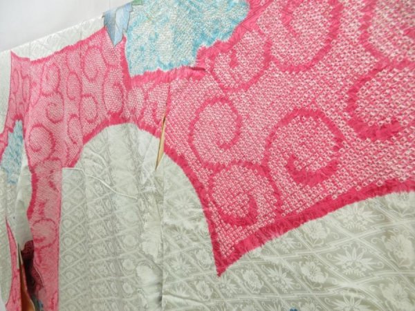 Photo2: 4224T07z1080 Vintage Japanese Kimono Silk FURISODE Paulownia Light blue (2)