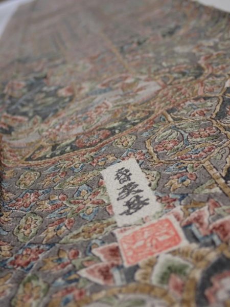 Photo4: 2U08z50  Japanese Kimono Crepe Silk  FABRIC Flowers Gray 62.2x7.5 (4)