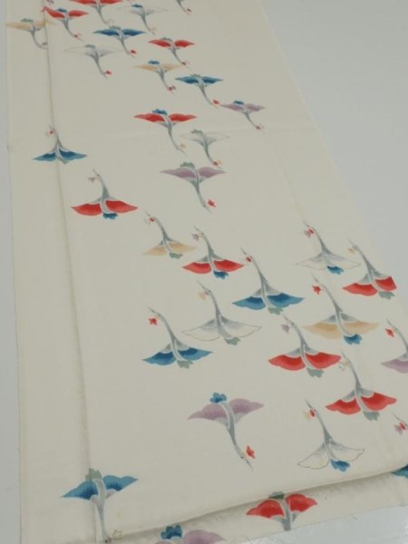 Photo2: 4i03z90  Japanese Kimono Silk  FABRIC Flying crane Off-white 66.1x14.6 (2)
