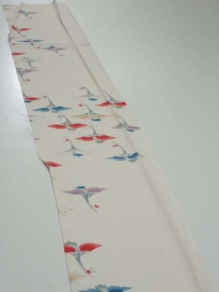 Photo3: 4i07z40  Japanese Kimono Silk  FABRIC Flying crane Off-white 60.6x7.3 (3)