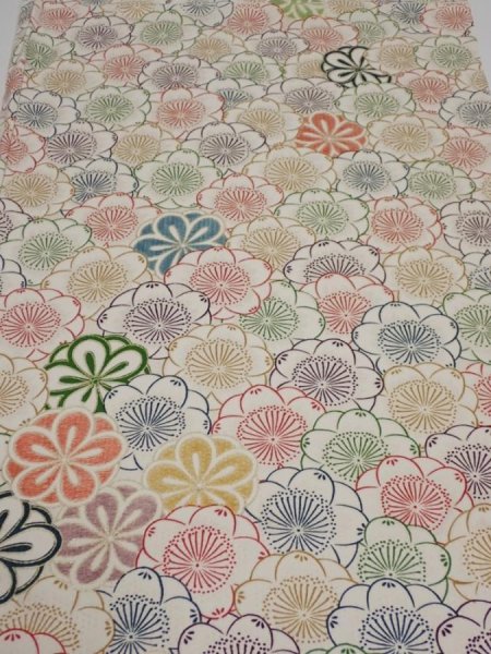 Photo1: 1Y02z60  Japanese Kimono Silk  FABRIC Plum blossom Off-white 45.7x14.6 (1)