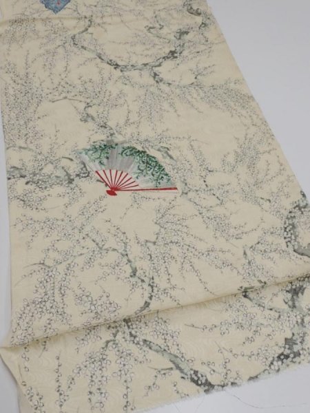 Photo2: 2C01z60  Japanese Kimono Silk  FABRIC Plum tree Pale yellow 44.1x14.2 (2)