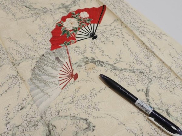 Photo6: 2C04z90  Japanese Kimono Silk  FABRIC Plum tree Pale yellow 63.8x14.2 (6)