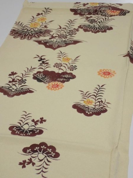 Photo3: 2F01z70  Japanese Kimono Crepe Silk  FABRIC Kyo-bingata Light Straw 42.5x14.2 (3)