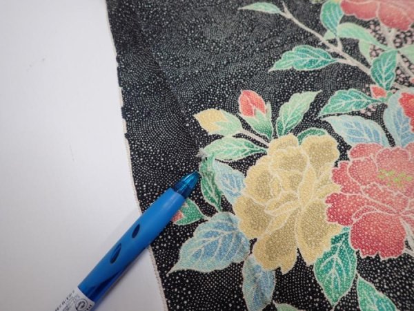 Photo6: 2F06z110  Japanese Kimono Crepe Silk  FABRIC Flowers  Mandarin duck 65.7x14.0 (6)