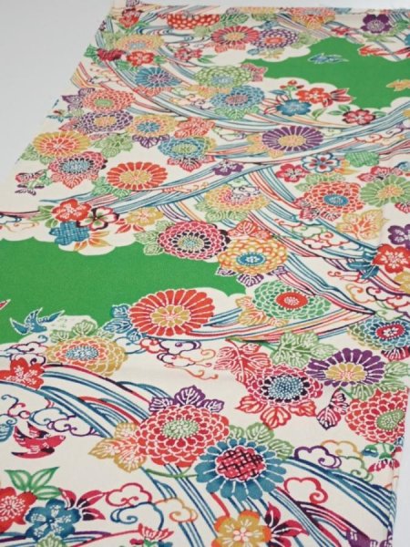 Photo3: 1V02z70  Japanese Kimono Crepe Silk  FABRIC Kyo-bingata Green 43.3x14.4 (3)