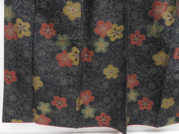 Photo4: 4824T04z820 Vintage Japanese Kimono Silk TSUMUGI Plum blossom Black (4)