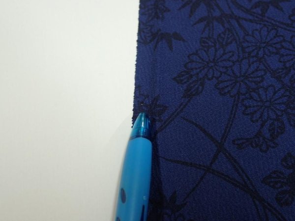 Photo7: 1U01z60  Japanese Kimono Crepe Silk  FABRIC Flowers Indigo 44.9x15.0 (7)