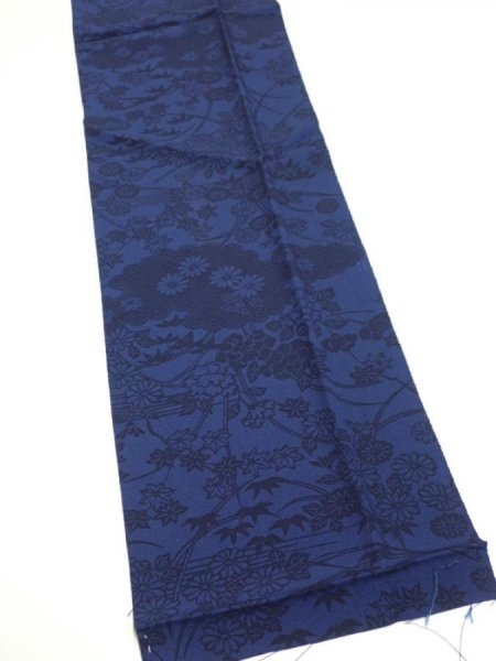 Photo2: 1U10z30  Japanese Kimono Crepe Silk  FABRIC Flowers Indigo 36.2x6.9 (2)