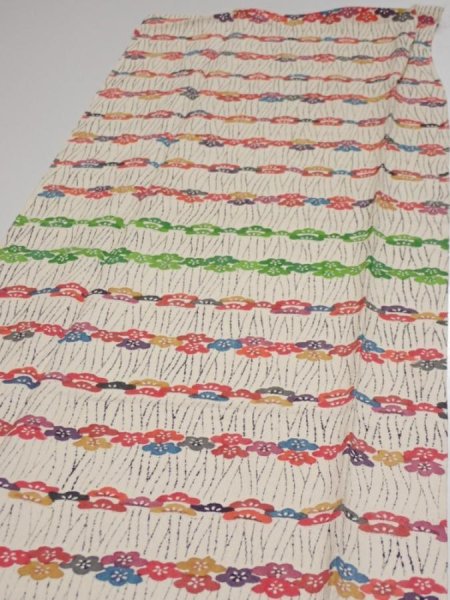 Photo3: 4B03z90  Japanese Kimono Silk  FABRIC Plum blossom Off-white 66.1x14.4 (3)