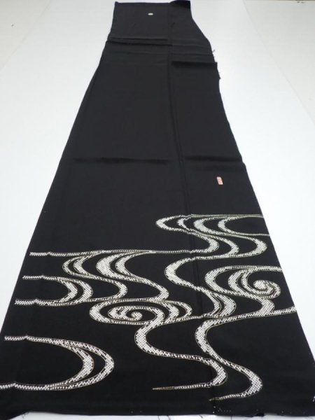 Photo5: 2U06z150  Japanese Kimono Silk  FABRIC Stream Black 62.2x18.1 (5)