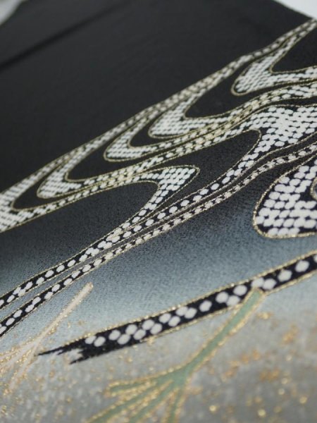 Photo3: 2U08z100  Japanese Kimono Silk  FABRIC Pine needle Black 67.7x15.0 (3)