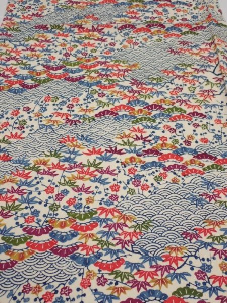 Photo1: 1L02z60  Japanese Kimono Silk  FABRIC Shochikubai Off-white 40.6x14.4 (1)