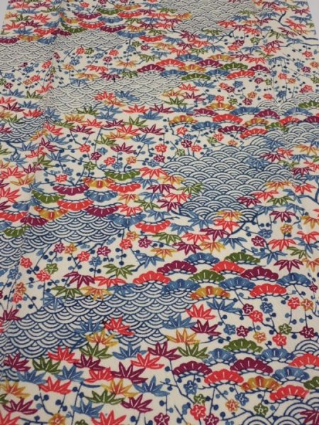 Photo1: 1L06z80  Japanese Kimono Silk  FABRIC Shochikubai Off-white 61.4x14.4 (1)