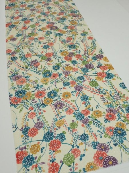 Photo2: 2W06z100  Japanese Kimono Silk  FABRIC Flowers Lime-White 102.4x14.4 (2)