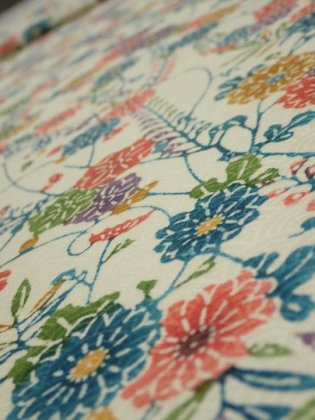 Photo4: 2W06z100  Japanese Kimono Silk  FABRIC Flowers Lime-White 102.4x14.4 (4)