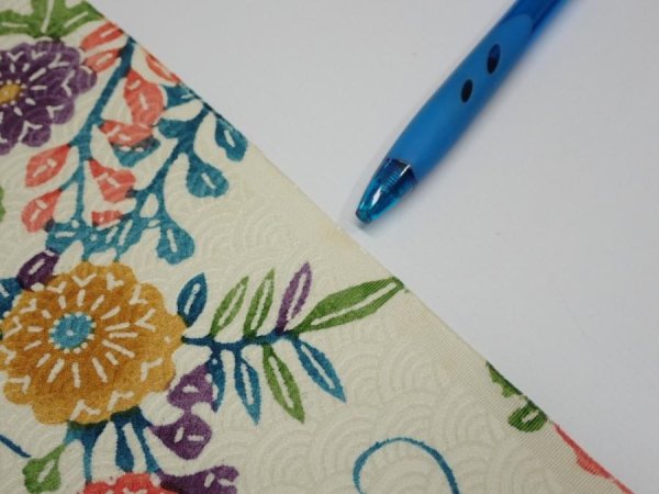 Photo7: 2W06z100  Japanese Kimono Silk  FABRIC Flowers Lime-White 102.4x14.4 (7)