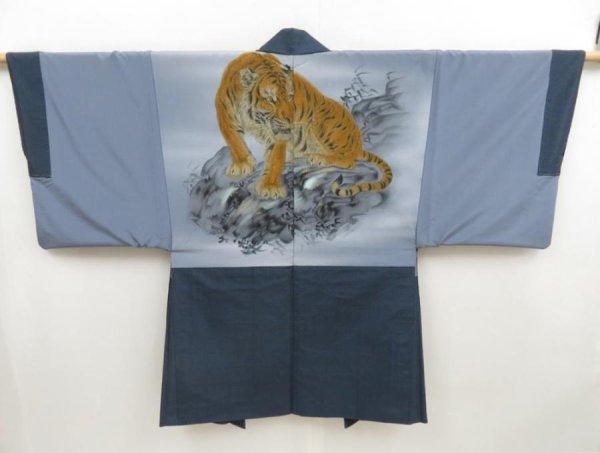 Photo1: 5110T02z560 Vintage Japanese Kimono Silk Men's Oshima HAORI Tiger (1)