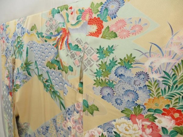 Photo2: 5126T11z1110 Vintage Japanese Kimono Silk FURISODE Peony Light orange (2)