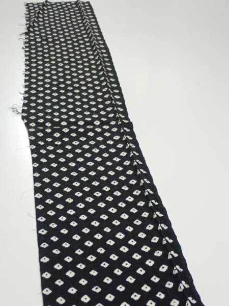 Photo3: 1Y07z40  Japanese Kimono Silk  FABRIC Shibori Black 59.8x7.3 (3)