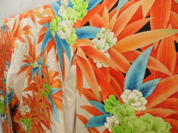 Photo2: 5131T11z1090 Vintage Japanese Kimono Silk FURISODE Flower Orangered (2)