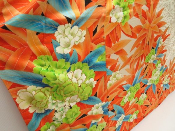 Photo3: 5131T11z1090 Vintage Japanese Kimono Silk FURISODE Flower Orangered (3)