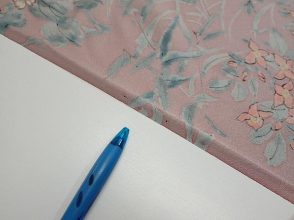 Photo6: 1K02z60  Japanese Kimono Silk  FABRIC Flowers Light ash rose 39.4x14.4 (6)