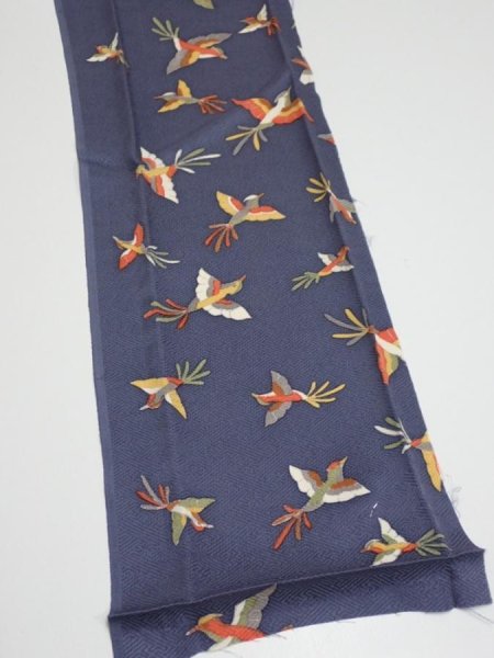 Photo3: 1K10z30  Japanese Kimono Silk  FABRIC Bird Navy-Gray 36.6x6.9 (3)