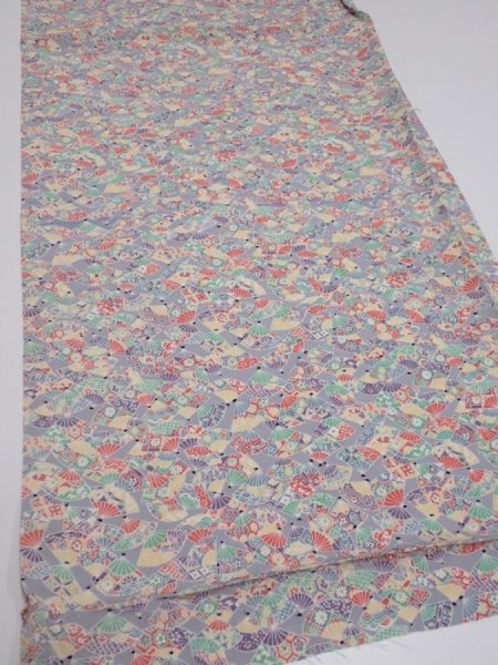 Photo2: 2P02z60  Japanese Kimono Silk  FABRIC Folding fan Light gray 44.5x14.8 (2)